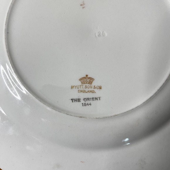 Myott & Sons The Orient Bright Flower Pattern 10 Inch Dinner Plate England 1844 - Picture 7 of 11